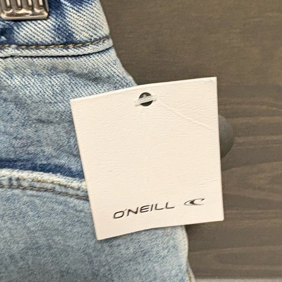 O'Neill Agusta Shorts - Picture 5 of 8
